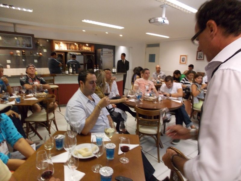 Servi�o do Vinho para brigada de restaurante 